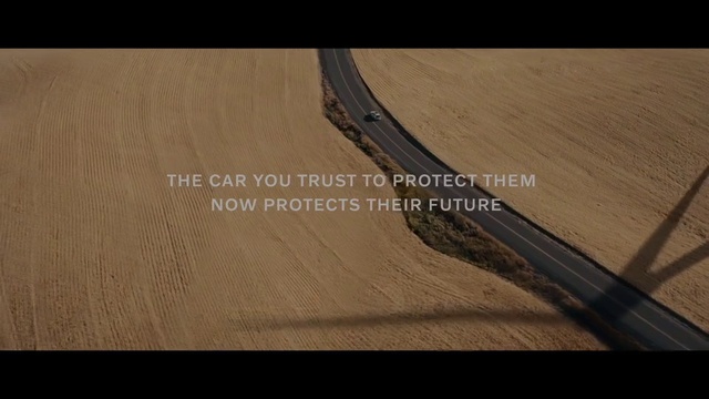 Video Reference: Tire, Wheel, Window, Automotive tire, Bicycle tire, Wood, Bicycle wheel, Floor, Font, Rim