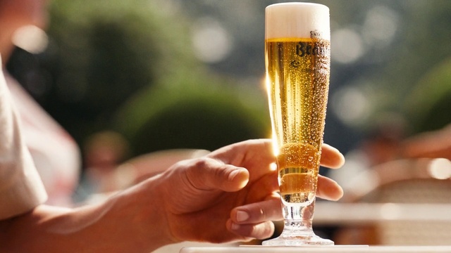 Video Reference: Drinkware, Beer, Tableware, Barware, Liquid, Beer glass, Stemware, Fluid, Drink, Alcoholic beverage
