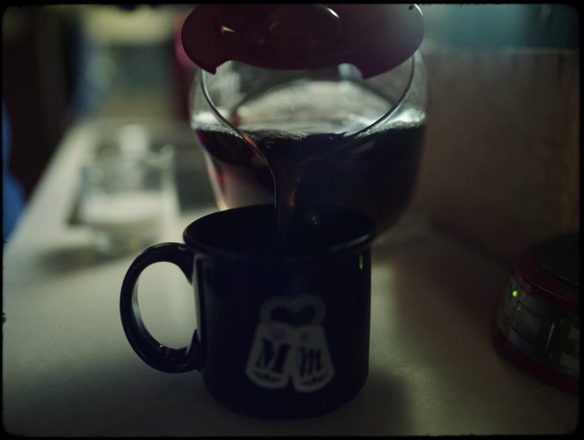 Video Reference: Tableware, Drinkware, Coffee cup, Dishware, Liquid, Cup, Serveware, Fluid, Stemware, Barware