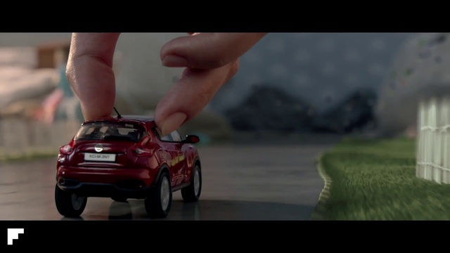 Video Reference: Wheel, Tire, Land vehicle, Vehicle, Car, Automotive tire, Automotive lighting, Toy, Automotive design, Motor vehicle