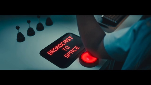 Video Reference: Automotive lighting, Gesture, Font, Nail, Gas, Gadget, Electronic device, Electric blue, Thumb, Wrist