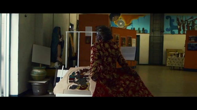 Video Reference: Art, Fashion design, Event, Visual arts, Flooring, Job, Room, Tourist attraction, Fun, Exhibition