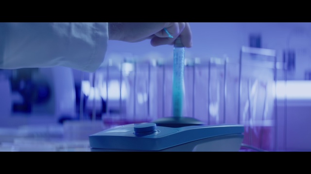 Video Reference: Purple, Violet, Gas, Electric blue, Magenta, Screenshot, Event, Fun, Entertainment, Animation