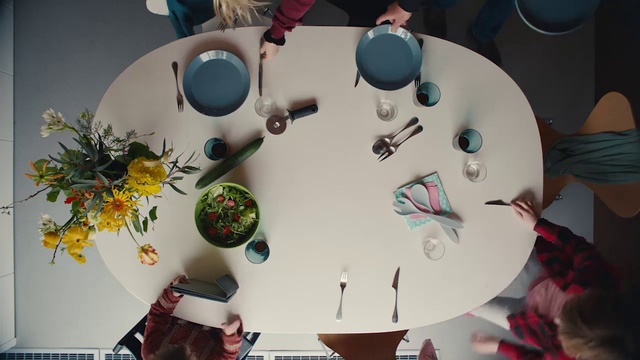 Video Reference: Table, Dishware, Product, Desk, Chair, Architecture, Plate, Tableware, Serveware, Art