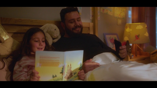 Video Reference: Happy, Beard, Adaptation, Fun, T-shirt, Art, Snapshot, Event, Baseball cap, Room