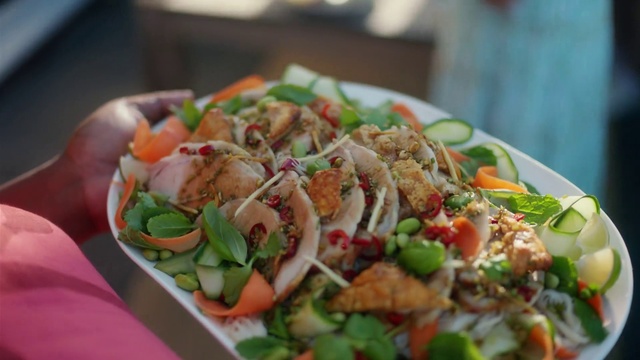 Video Reference: Food, Tableware, Recipe, Fines herbes, Ingredient, Salad, Staple food, Fast food, Leaf vegetable, Natural foods