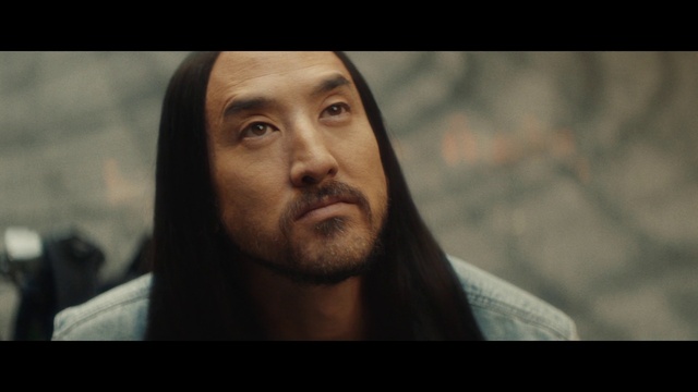 Video Reference: Forehead, Hair, Nose, Cheek, Lip, Chin, Eyebrow, Mouth, Eyelash, Beard