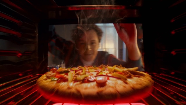 Video Reference: Food, Ingredient, Recipe, Cuisine, Baked goods, Dish, Pizza, Cooking, Fast food, Junk food