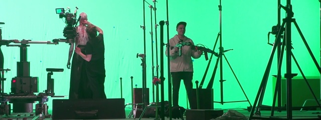 Video Reference: Public address system, Green, Musician, Music, Musical instrument, Entertainment, Artist, Music artist, Performing arts, Folk instrument