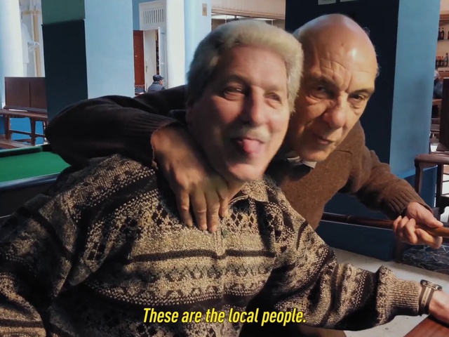 Video Reference: Smile, Gesture, Happy, Window, Finger, Leisure, Wrinkle, Fun, T-shirt, Thumb