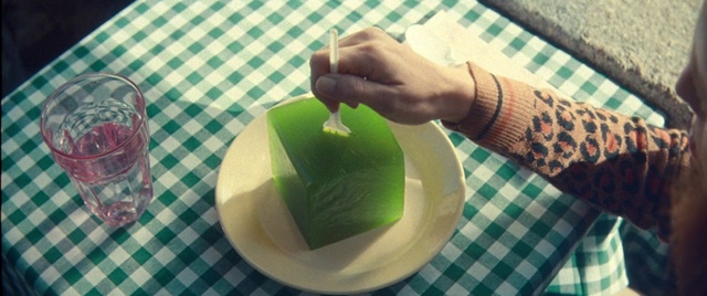 Video Reference: Hand, Dishware, Tableware, Gesture, Food, Staple food, Ingredient, Thumb, Recipe, Tartan