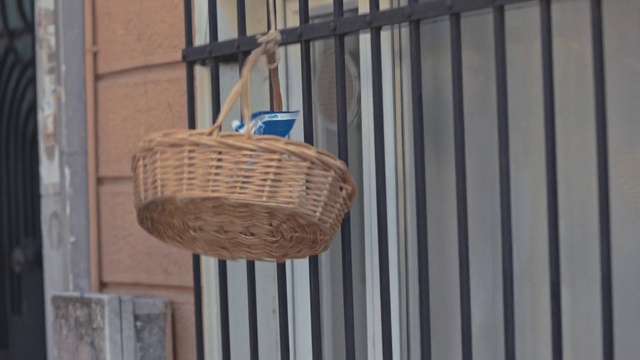 Video Reference: Storage basket, Wood, Basket, Rectangle, Natural material, Wicker, Hardwood, Rope, Wood stain, Building material