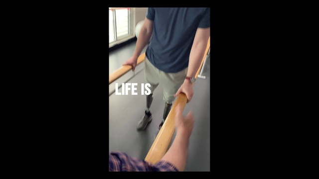 Video Reference: Shorts, Leg, Knee, Neck, Human body, Flash photography, Jaw, Sleeve, Waist, Thigh