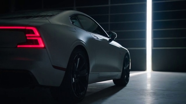 Video Reference: Tire, Wheel, Vehicle, Car, Hood, Automotive lighting, Automotive tire, Automotive design, Alloy wheel, Motor vehicle