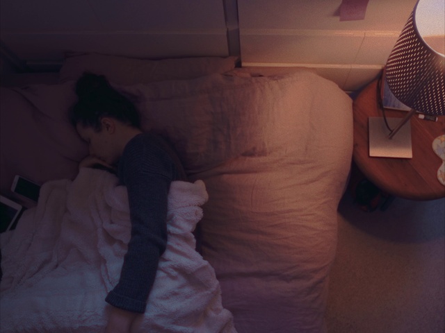 Video Reference: Comfort, Lamp, Tints and shades, Linens, Pillow, Automotive design, Flooring, Human leg, Mechanical fan, Bedding