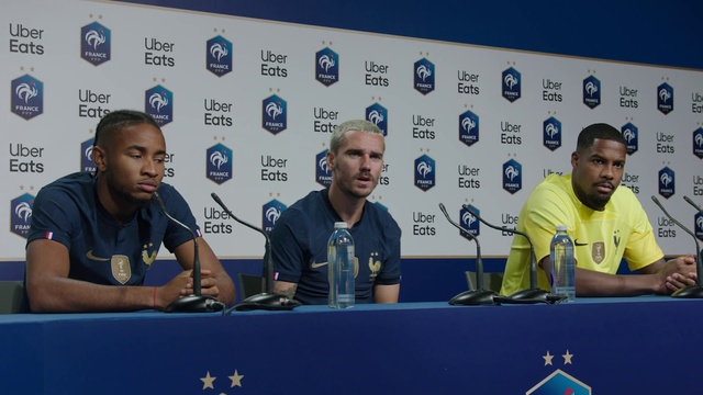 Video Reference: Shirt, Microphone, World, Public address system, T-shirt, Event, Spokesperson, Watch, Table, Stage equipment