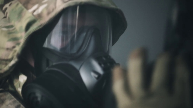 Video Reference: Helmet, Gesture, Personal protective equipment, Flash photography, Darkness, Event, Fictional character, Carmine, Cg artwork, Mask