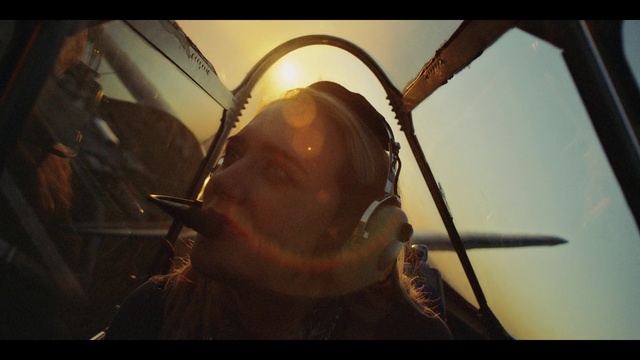 Video Reference: Helmet, Sunglasses, Vision care, Goggles, Sky, Hat, Eyewear, Tints and shades, Lens flare, Personal protective equipment