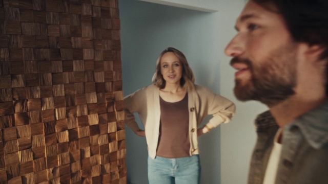 Video Reference: Beard, Sleeve, Gesture, Wood, Fun, Smile, Happy, Event, Fashion design, Flooring