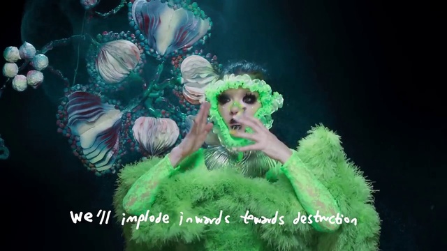 Video Reference: Nature, Organism, People in nature, Happy, Grass, Entertainment, Performing arts, Event, Cg artwork, Fictional character