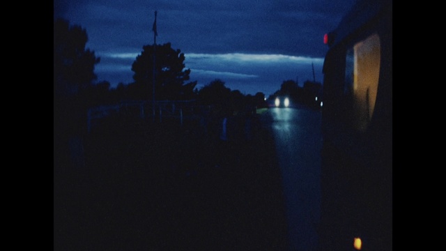 Video Reference: Atmosphere, Cloud, Sky, Water, Dusk, Atmospheric phenomenon, Building, City, Tints and shades, Landmark