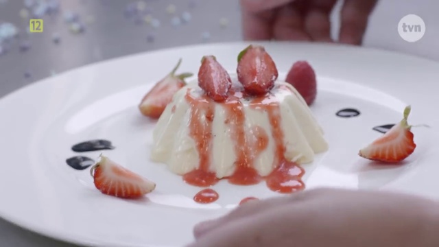 Video Reference: Food, Tableware, Dishware, Plate, Ingredient, Recipe, Cuisine, Serveware, Cream, Baked goods