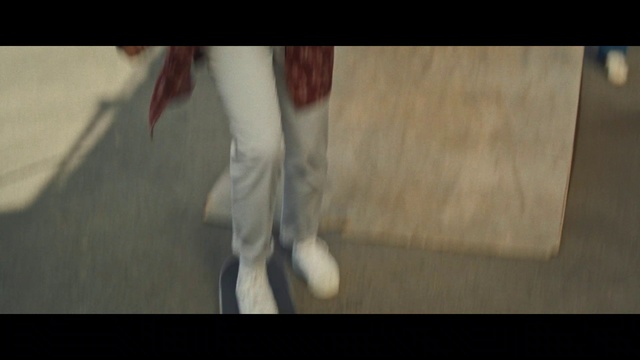 Video Reference: Human body, Gesture, Knee, Flooring, Floor, Thigh, Tints and shades, Foot, Human leg, Wood