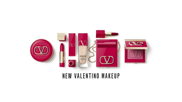 Video Reference: Font, Magenta, Rectangle, Electric blue, Logo, Graphics, Brand, Graphic design