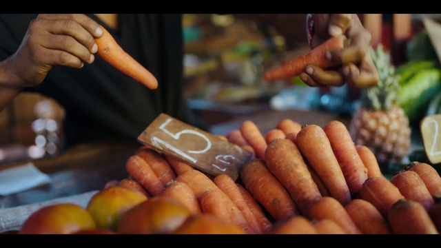 Video Reference: Human, Gesture, Thumb, Finger, Nail, Natural foods, Adaptation, Local food, Event, Font