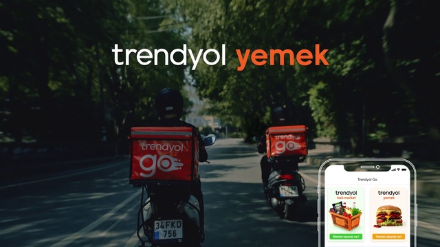 Video Reference: Automotive lighting, Motor vehicle, Asphalt, Tree, Vehicle, Automotive mirror, Mode of transport, Road surface, Plant, Font