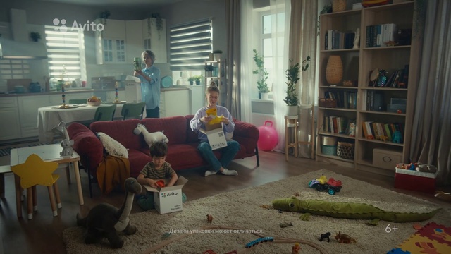 Video Reference: Bookcase, Interior design, Flooring, Floor, Living room, Shelf, Comfort, Leisure, Hardwood, Design