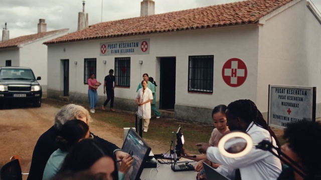 Video Reference: Tire, Window, Sky, Vehicle registration plate, Wheel, Car, Hat, Door, Motor vehicle, Jacket