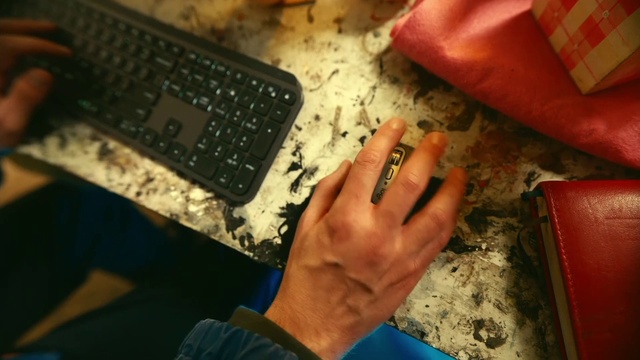 Video Reference: Hand, Nail, Finger, Thumb, Nail polish, Wood, Material property, Wrist, Nail care, Office equipment