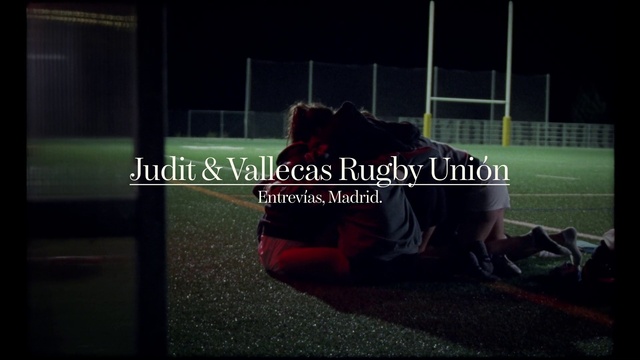 Video Reference: Font, Tints and shades, Darkness, Flooring, Soccer, Knee, Player, Photo caption, Sitting, Advertising