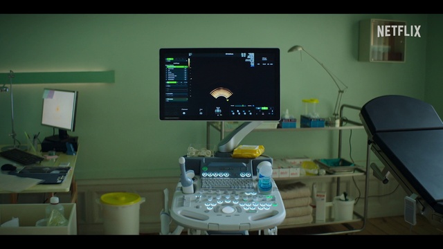 Video Reference: Computer, Computer keyboard, Peripheral, Personal computer, Input device, Computer monitor, Gadget, Desktop computer, Medical, Office equipment