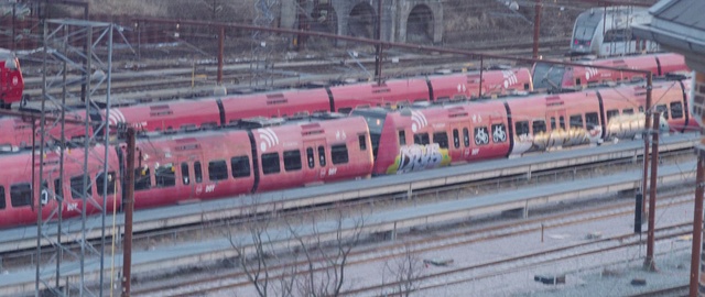 Video Reference: Train, Rolling stock, Nature, Track, Electricity, Mode of transport, Railway, Railroad car, Rolling, Vehicle