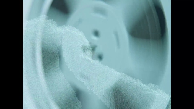 Video Reference: Head, Eyelash, Azure, Jaw, Organism, Gesture, Aqua, Flash photography, Transparent material, Electric blue