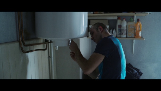 Video Reference: Gesture, Gas, Fixture, Electricity, T-shirt, Shelf, Composite material, Elbow, Engineering, Electrical supply