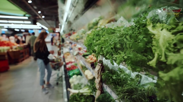 Video Reference: Food, Natural foods, Plant, Ingredient, Leaf vegetable, Greengrocer, Produce, Whole food, Market, Vegetable