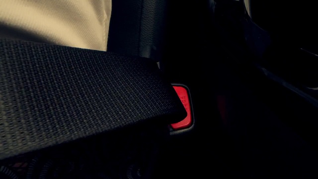 Video Reference: Sleeve, Automotive design, Automotive lighting, Grey, Automotive exterior, Personal luxury car, Vehicle, Vehicle door, Tints and shades, Auto part