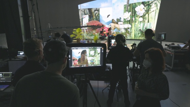Video Reference: Television set, Computer, Flat panel display, Gadget, Entertainment, Display device, Art, Event, Electronic device, Television