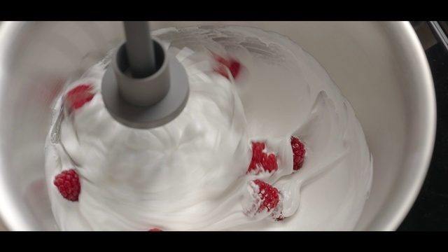 Video Reference: Food, Dishware, Liquid, Recipe, Ingredient, Kitchen utensil, Serveware, Mixer, Petal, Cream