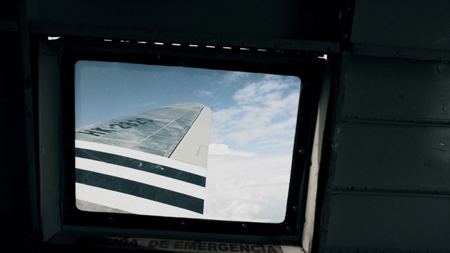 Video Reference: Computer, Personal computer, Sky, Output device, Laptop, Gadget, Computer monitor accessory, Cloud, Display device, Multimedia