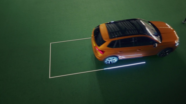 Video Reference: Wheel, Tire, Car, Vehicle, Automotive lighting, Hood, Motor vehicle, Automotive tire, Automotive design, Alloy wheel