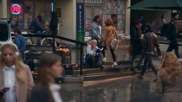 Video Reference: Shorts, Crowd, Event, Barechested, Leisure, City, Fun, Pedestrian, Street, Road