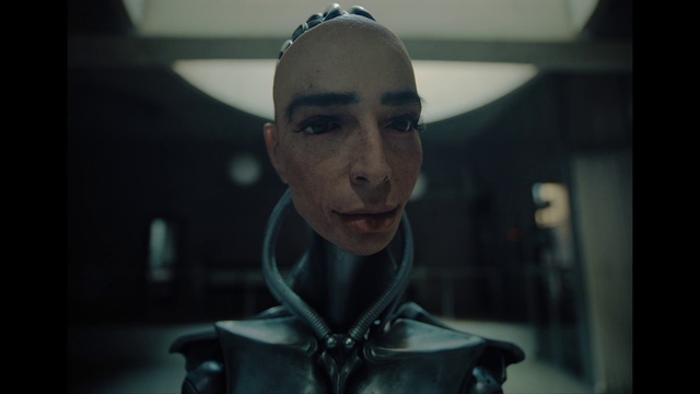 Video Reference: Human, Jaw, Flash photography, Cool, Headgear, Beauty, Eyewear, Toy, Personal protective equipment, Cg artwork