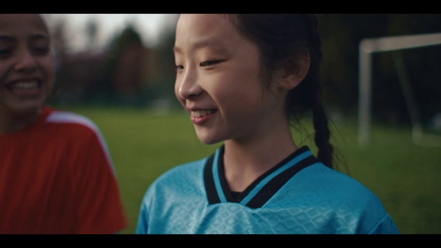 Video Reference: Smile, Facial expression, Happy, Gesture, Grass, Flash photography, Player, Fun, Youth, Child