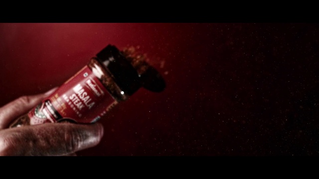 Video Reference: Liquid, Automotive lighting, Fluid, Drinkware, Tints and shades, Magenta, Glass bottle, Automotive tire, Drink, Electric blue