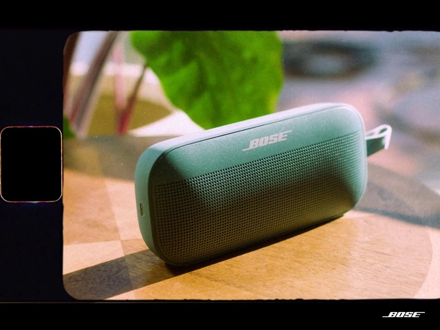 Video Reference: Communication Device, Gadget, Audio equipment, Material property, Output device, Gas, Electronic instrument, Font, Carbon, Electric blue