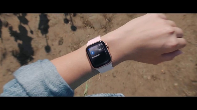 Video Reference: Watch, Gesture, Gadget, Finger, Communication Device, Clock, Wrist, Everyday carry, Strap, Electric blue